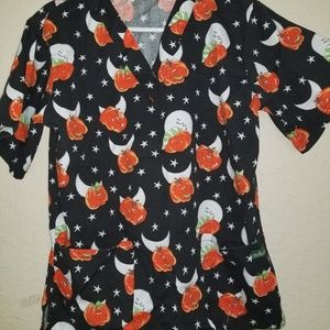 Halloween Scrub Top. Xs